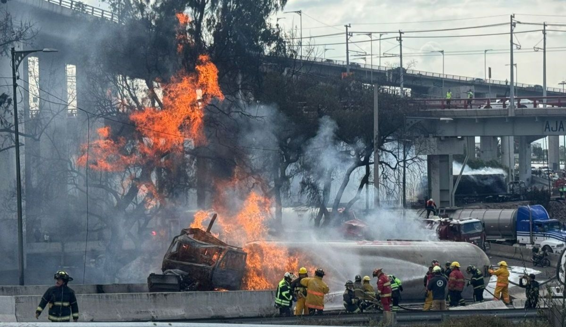 Corrido en TikTok recuerda víctimas de explosión de pipa en Iztapalapa