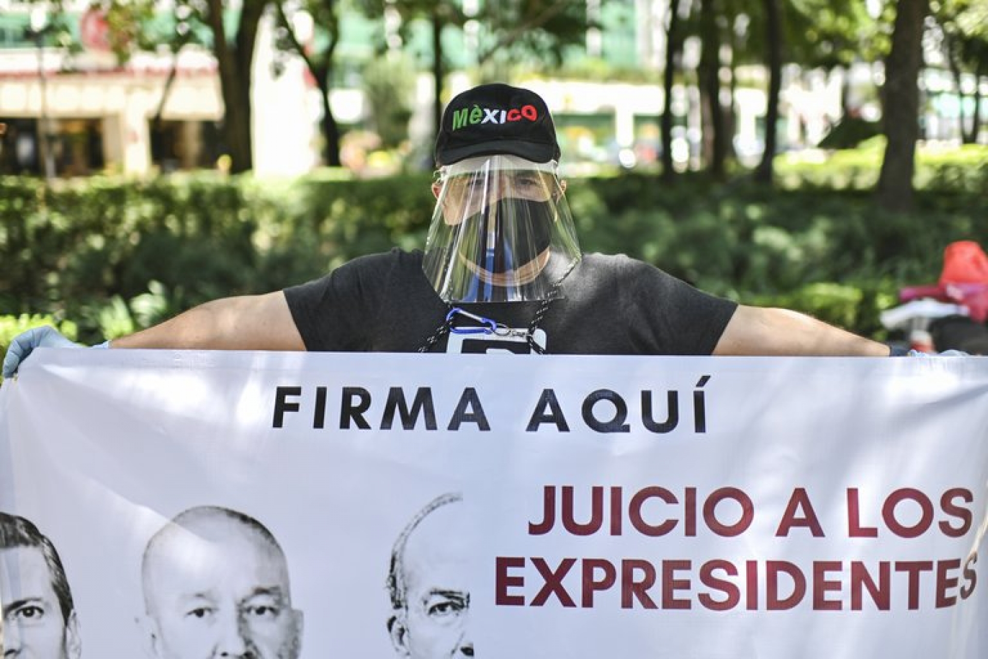 A 48 horas, a Morena le faltan 800 mil firmas para enjuiciar a ex presidentes