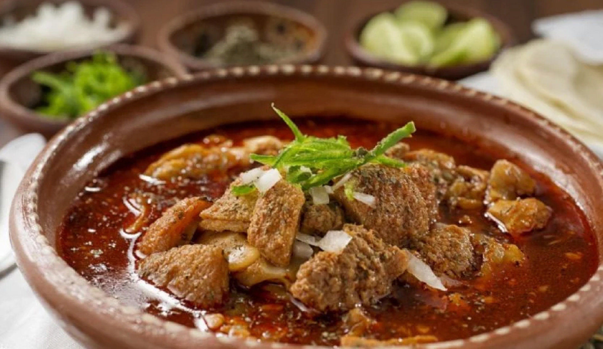 ¿Es saludable el menudo o "pancita"?