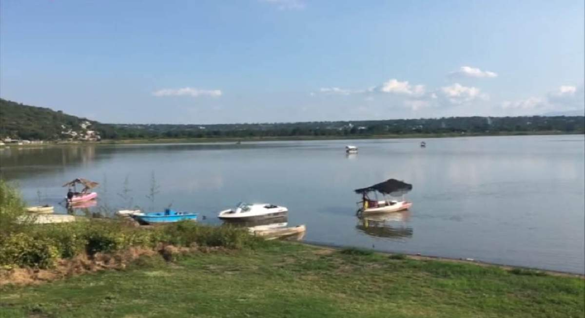 Ante el bajo nivel, temen que se seque la laguna de Coatetelco