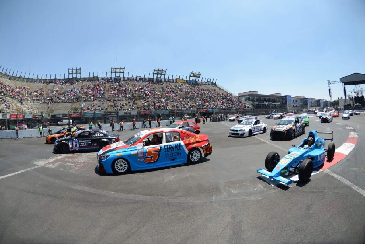 Hoy, gran festival de la velocidad