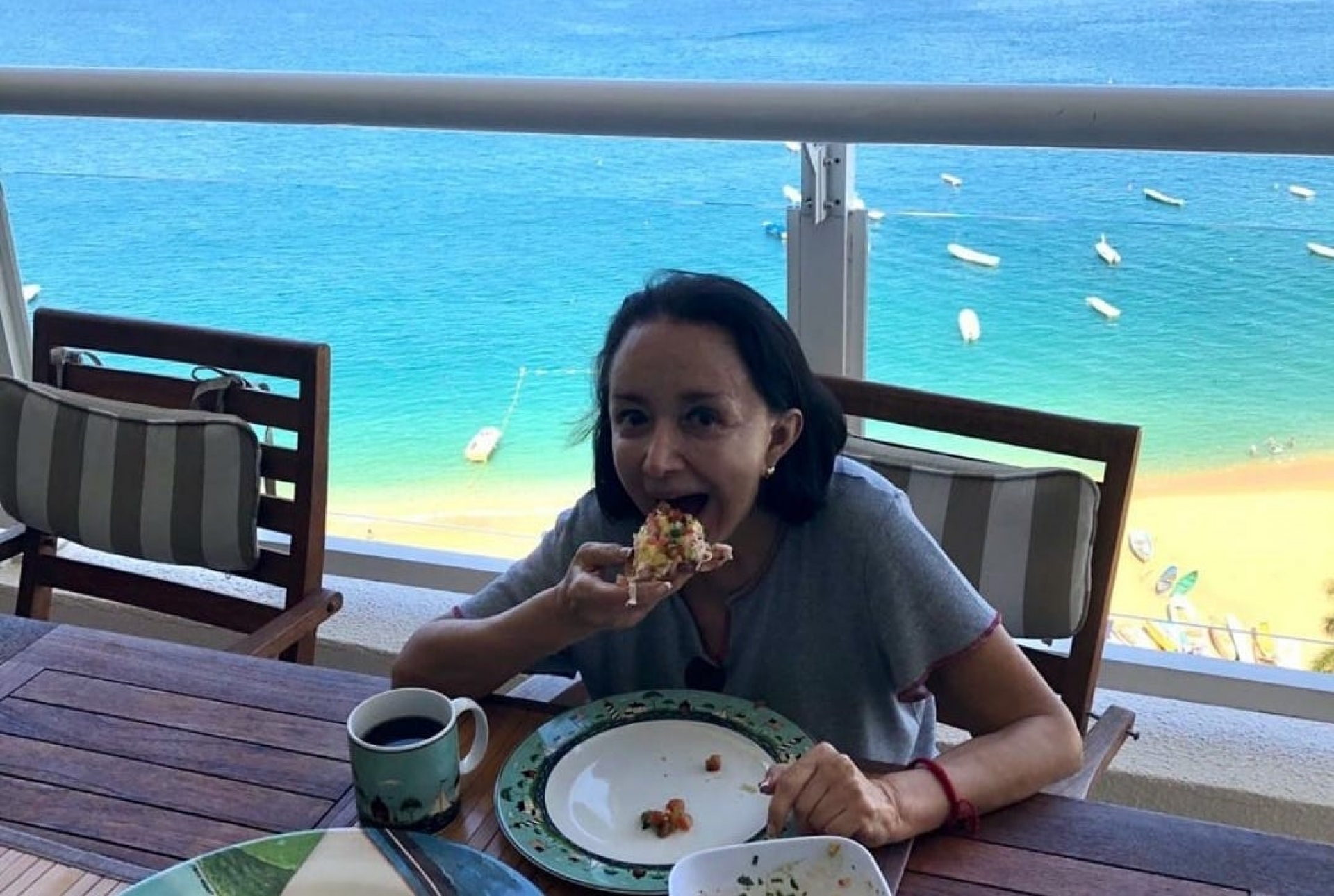 "La Chilindrina" presume su buena salud