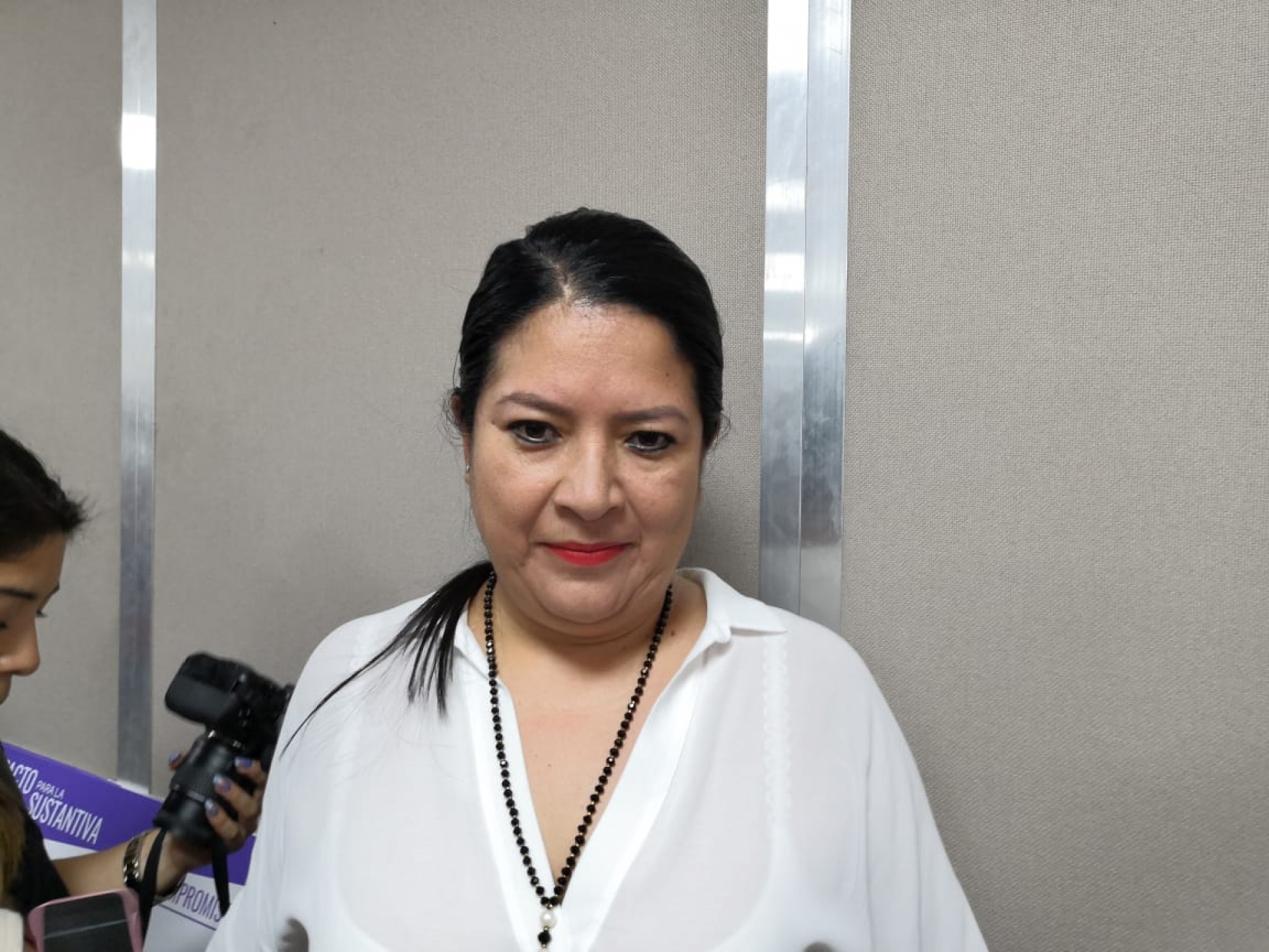 Paridad en el gobierno estatal tendrá que cumplirse paulatinamente: Mirna Zavala