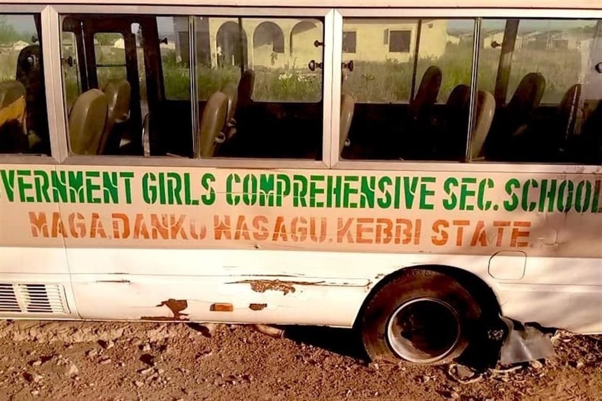 Hombres armados secuestran a 25 niñas de escuela en Nigeria