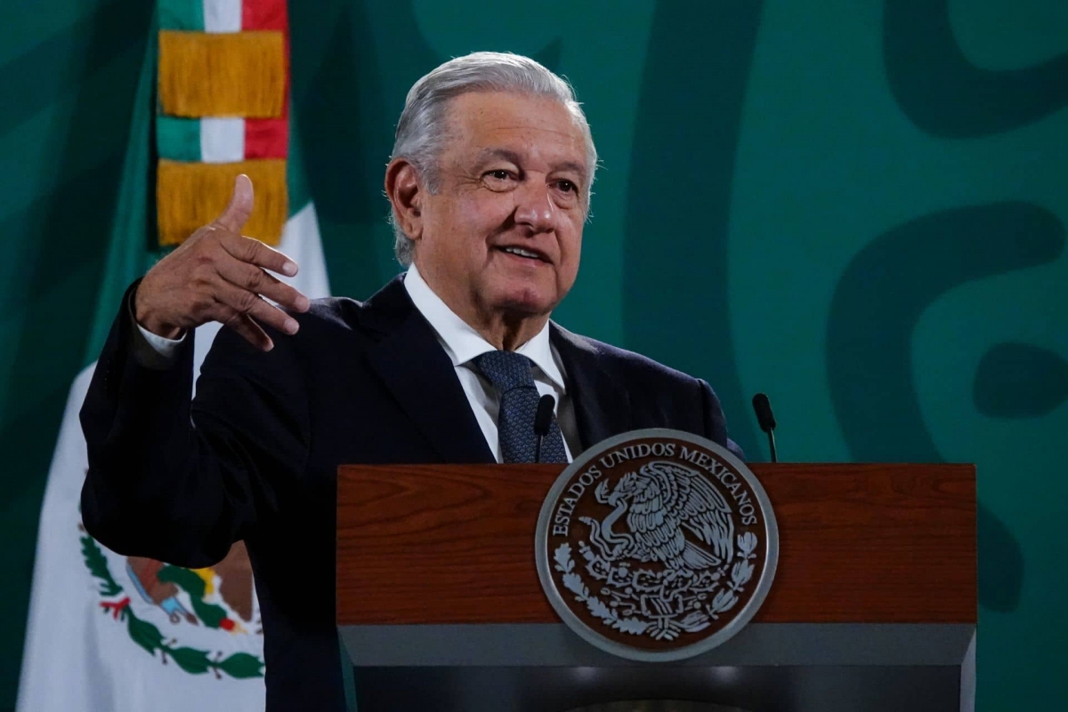"Si niños no regresan a clases, seguirá educación a distancia": AMLO