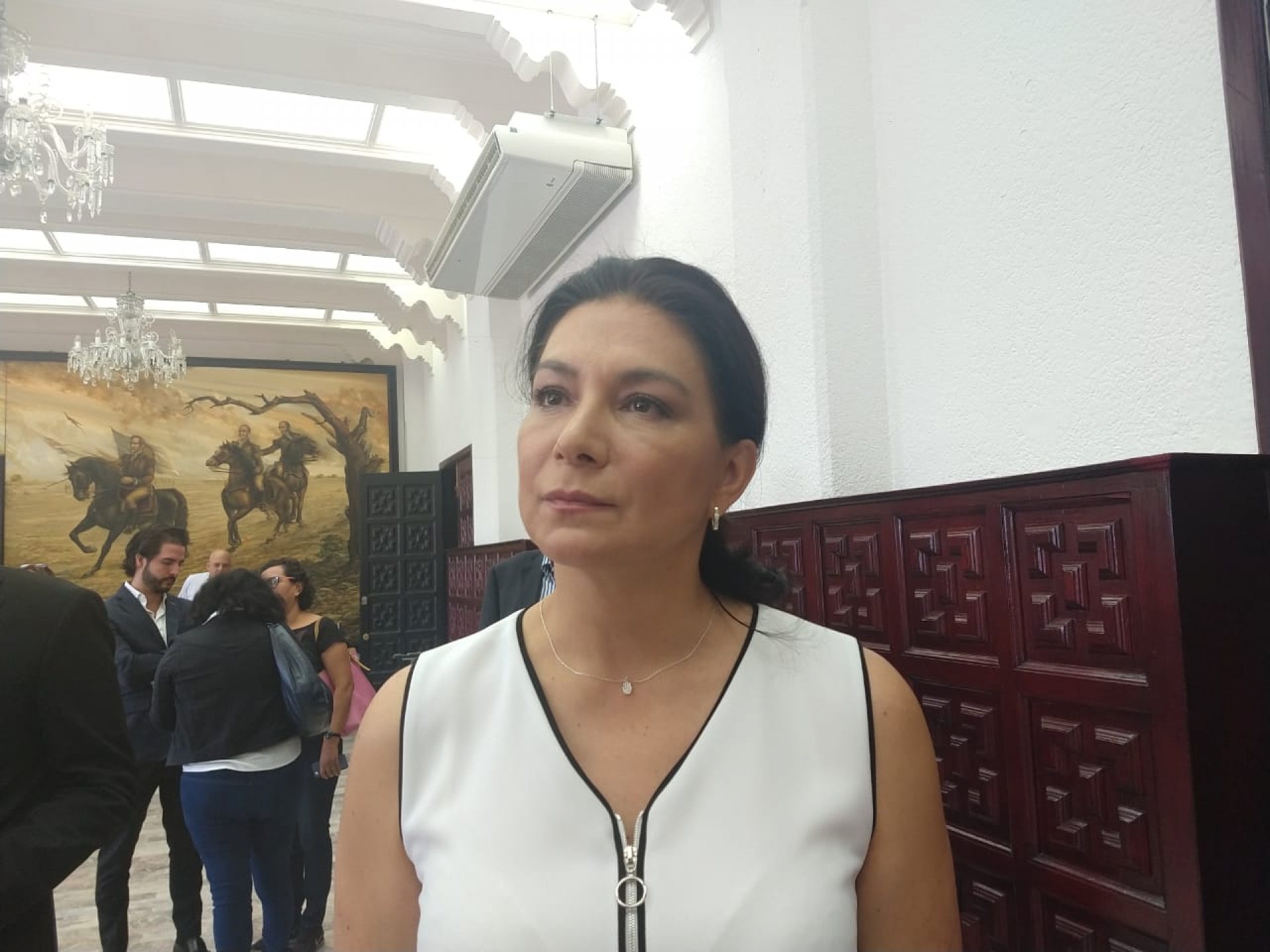Confirma Economía afectaciones por retraso en abasto de combustible
