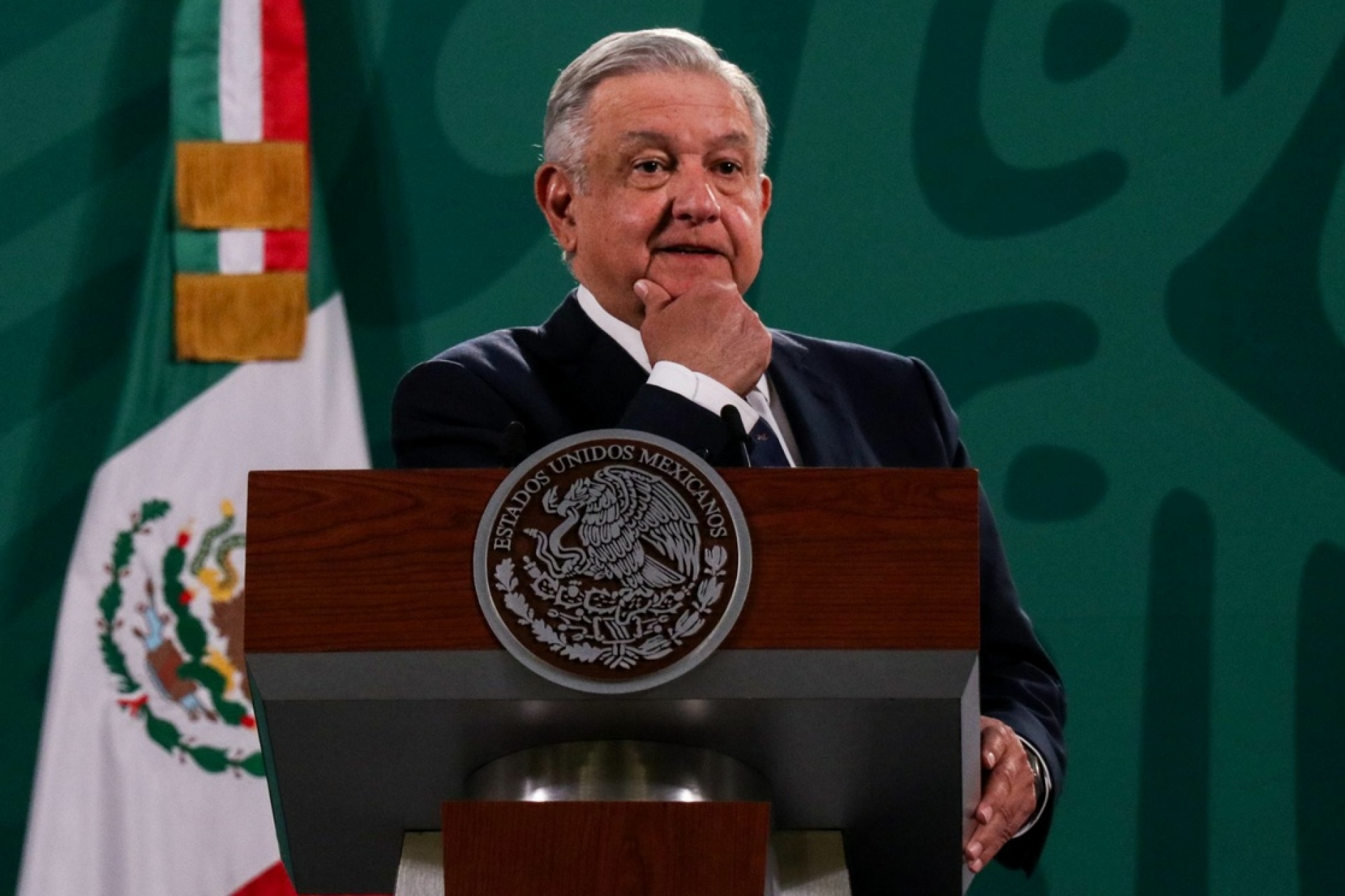 AMLO pide a Gobernadores no intervenir en las elecciones