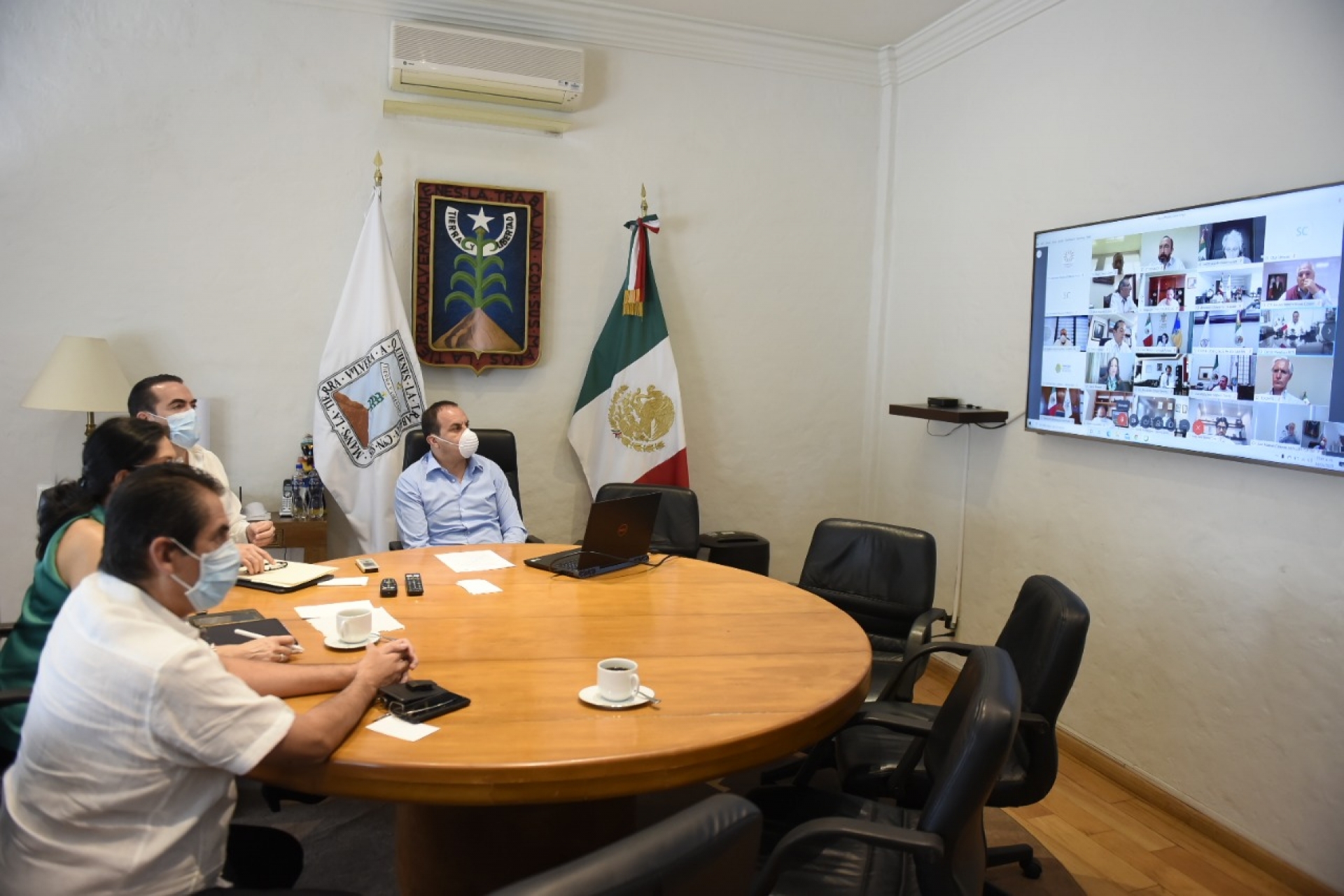 Analizan Cuauhtémoc Blanco y autoridades del gobierno federal regreso a 'Nueva Normalidad'