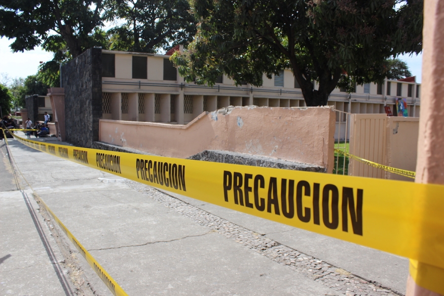 Comenzó la demolición de dos edificios de la Preparatoria Uno