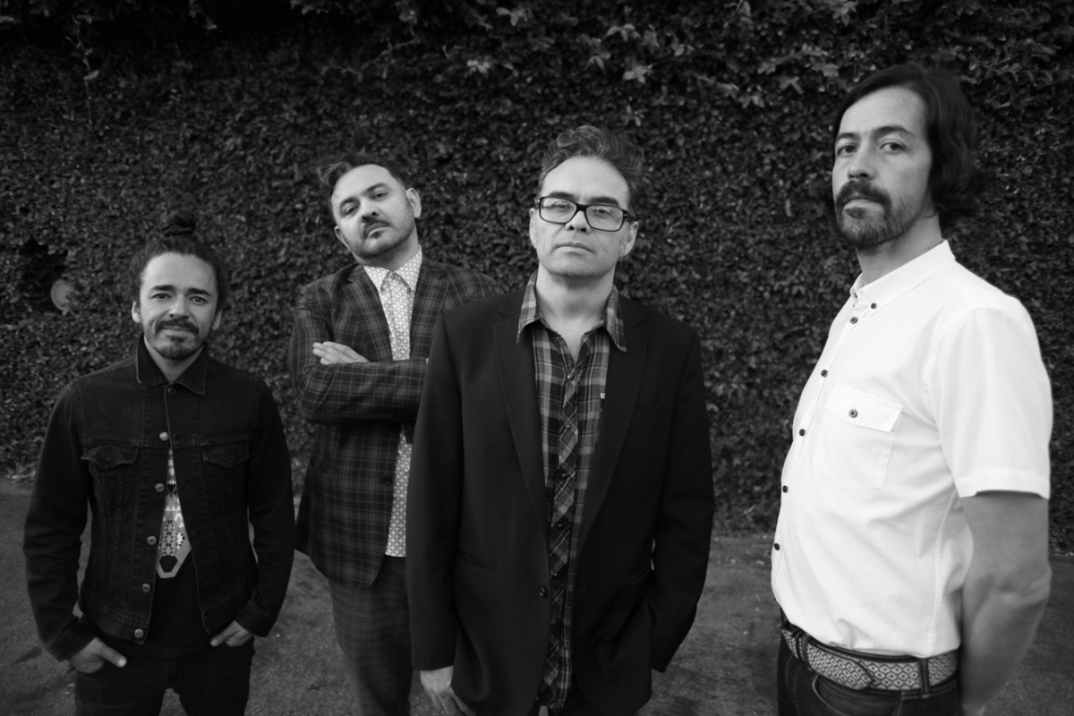 Café Tacvba anuncia su nueva canción “Un par de lugares”