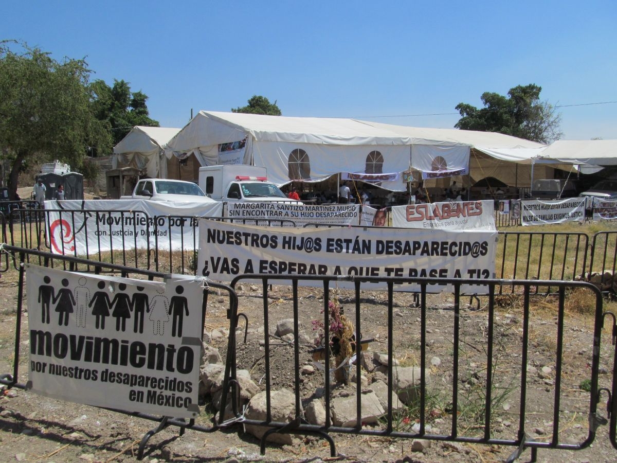 Nuevos restos hallados en fosa de Jojutla, podrían ser de una fosa diferente