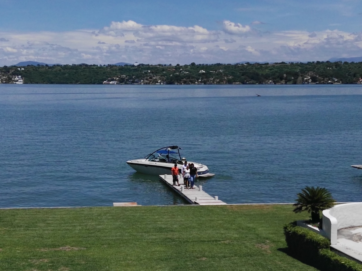 Esperan repunte de visitantes durante vacaciones en el lago de Tequesquitengo