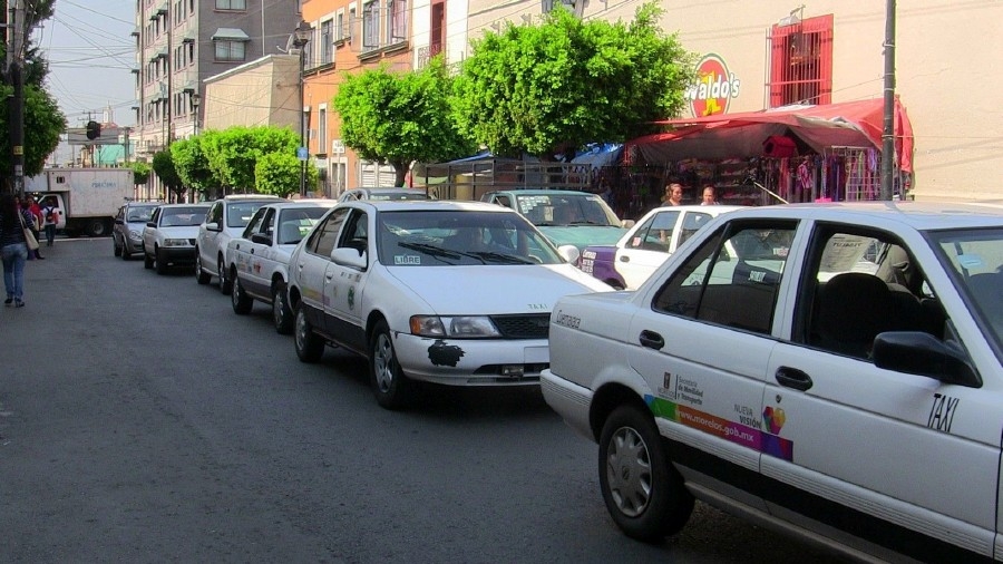 No habrá nuevas concesiones de taxi
