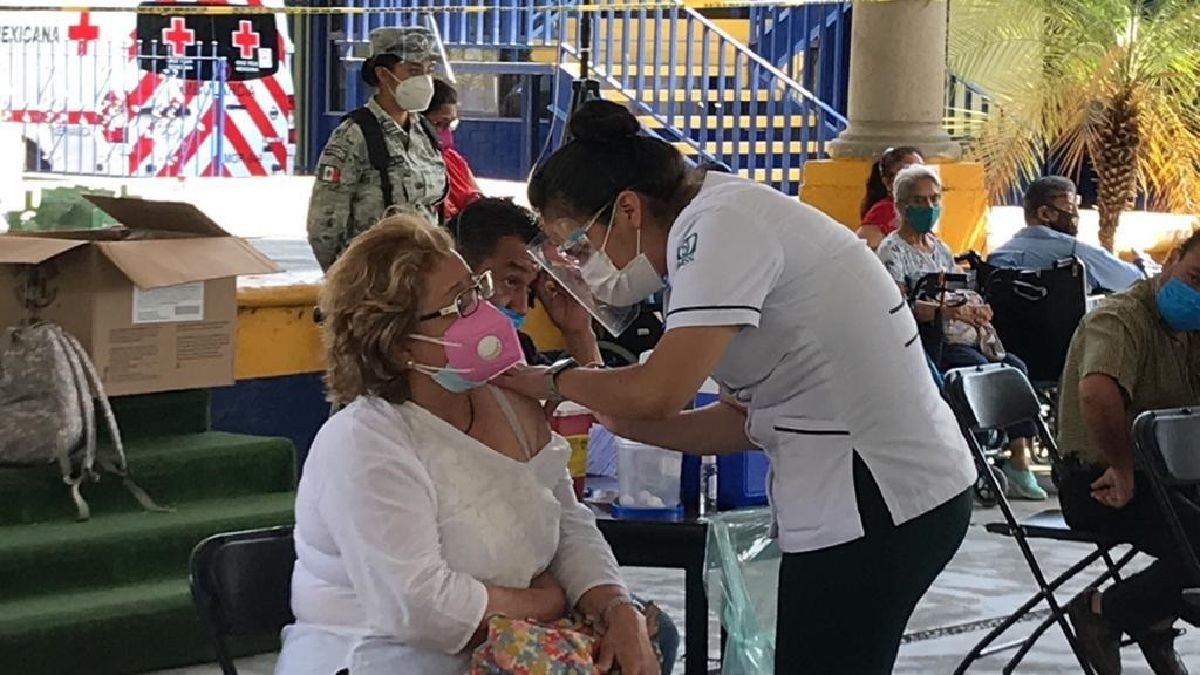 Inicia vacunación en Tlayacapan, Totolapan y Tlalnepantla