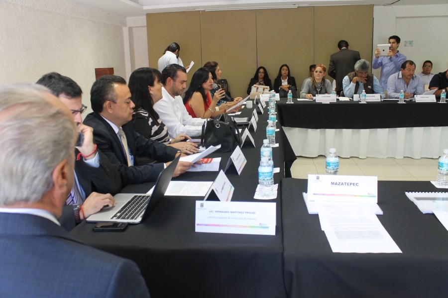 Quince alcaldes están en proceso de amparo por órdenes de destitución