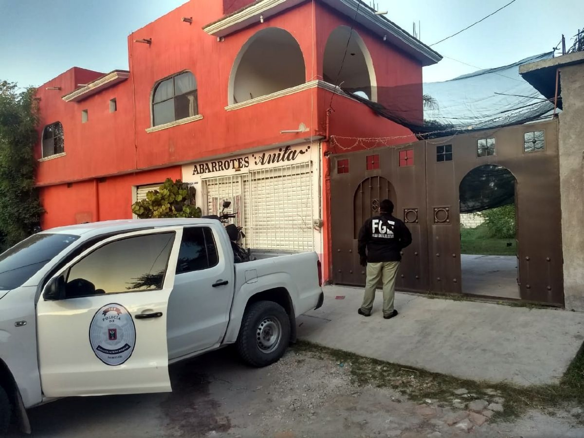 Arrestan a secretaria del MP de Tetecala y a su esposo