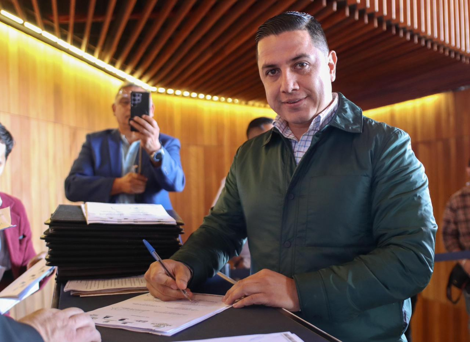 Jiutepec refuerza lucha contra la corrupción: reorganiza reglamento y nombra nuevo contralor