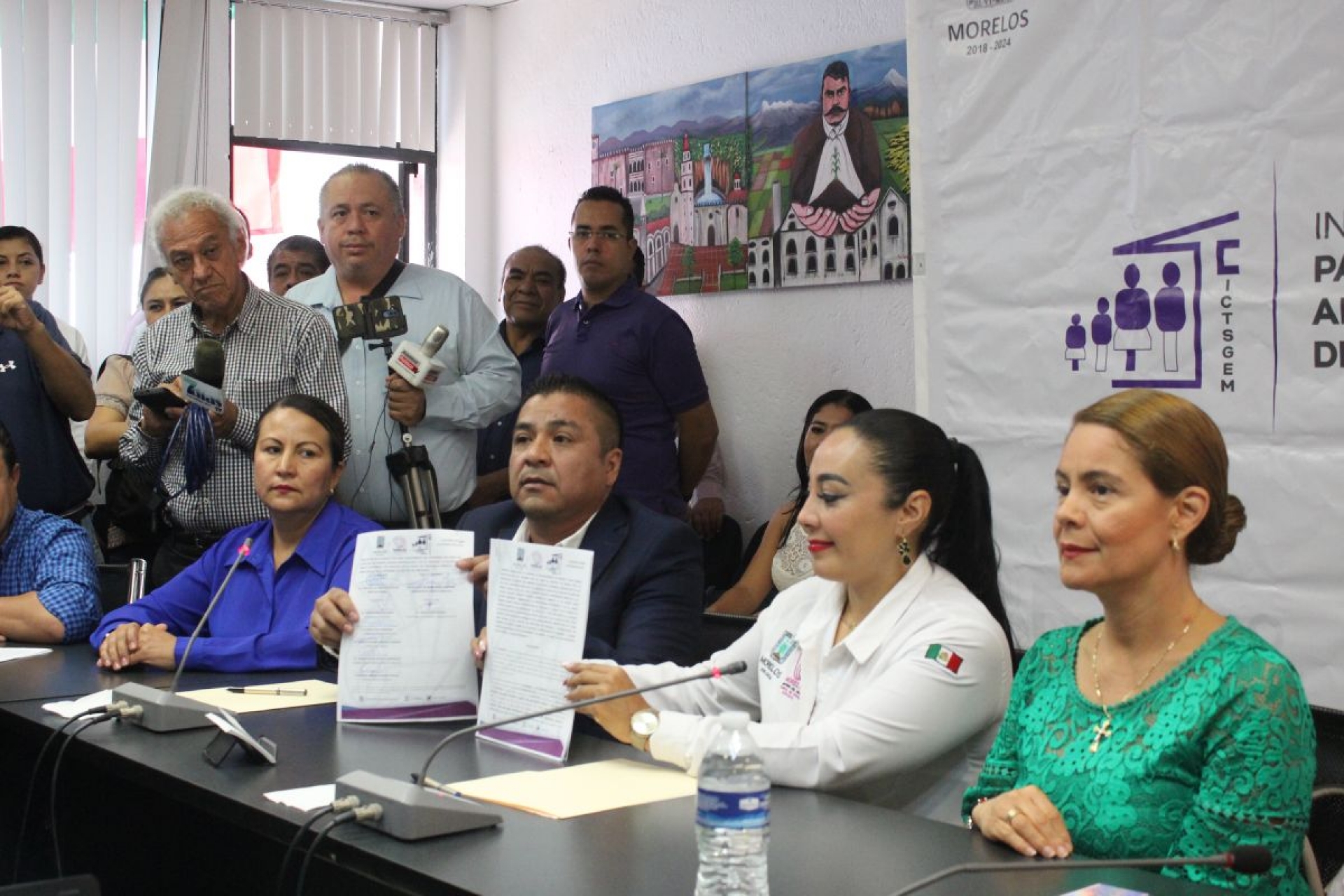 Exdiputados escondieron cuentas públicas