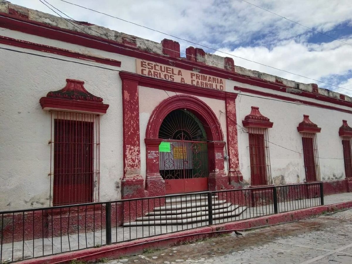Retoman clases alumnos de Primaria "Carlos A. Carrillo" de Amacuzac en su casa