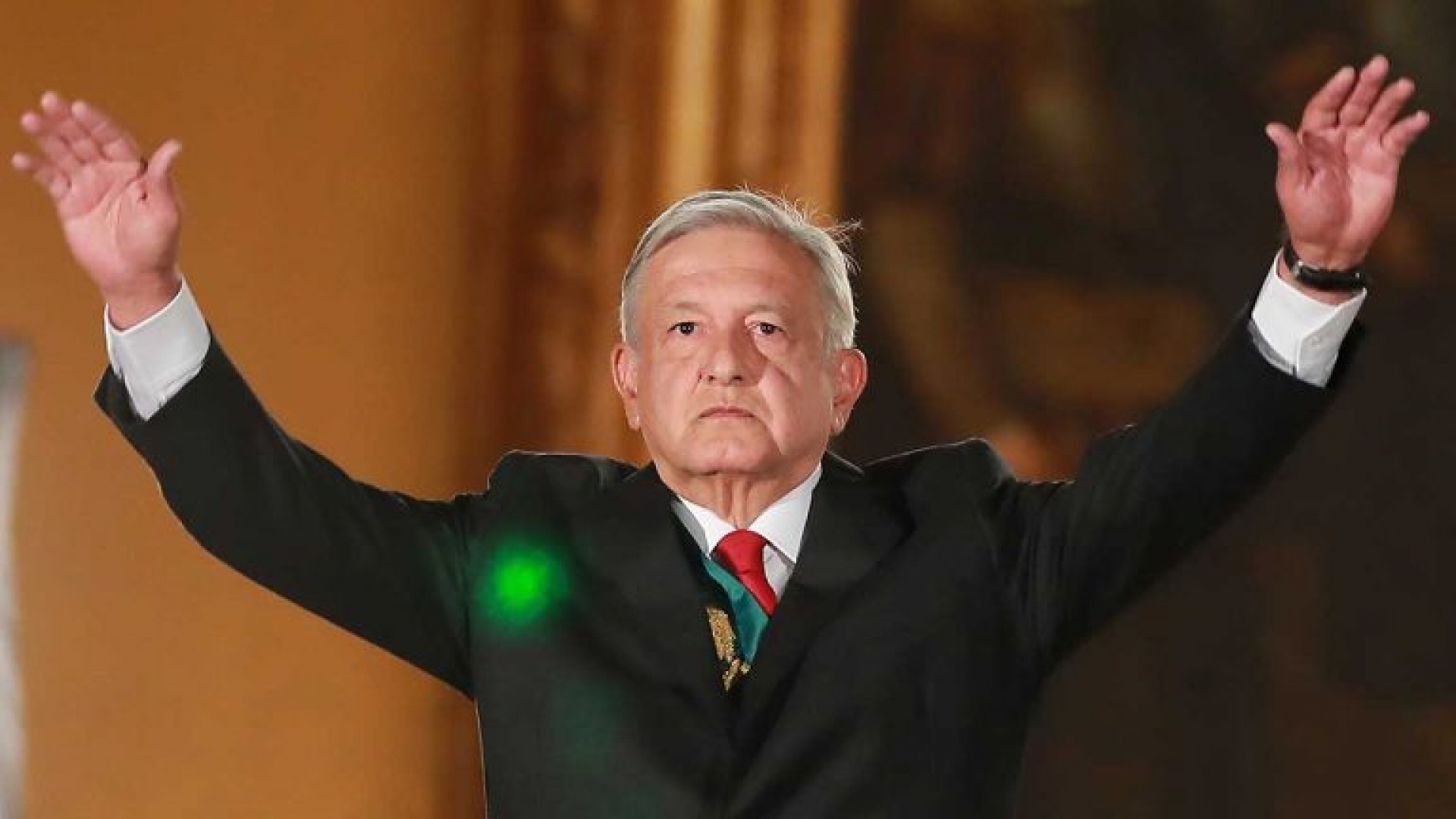 ‘Habrá grito de Independencia y desfile’, anuncia López Obrador