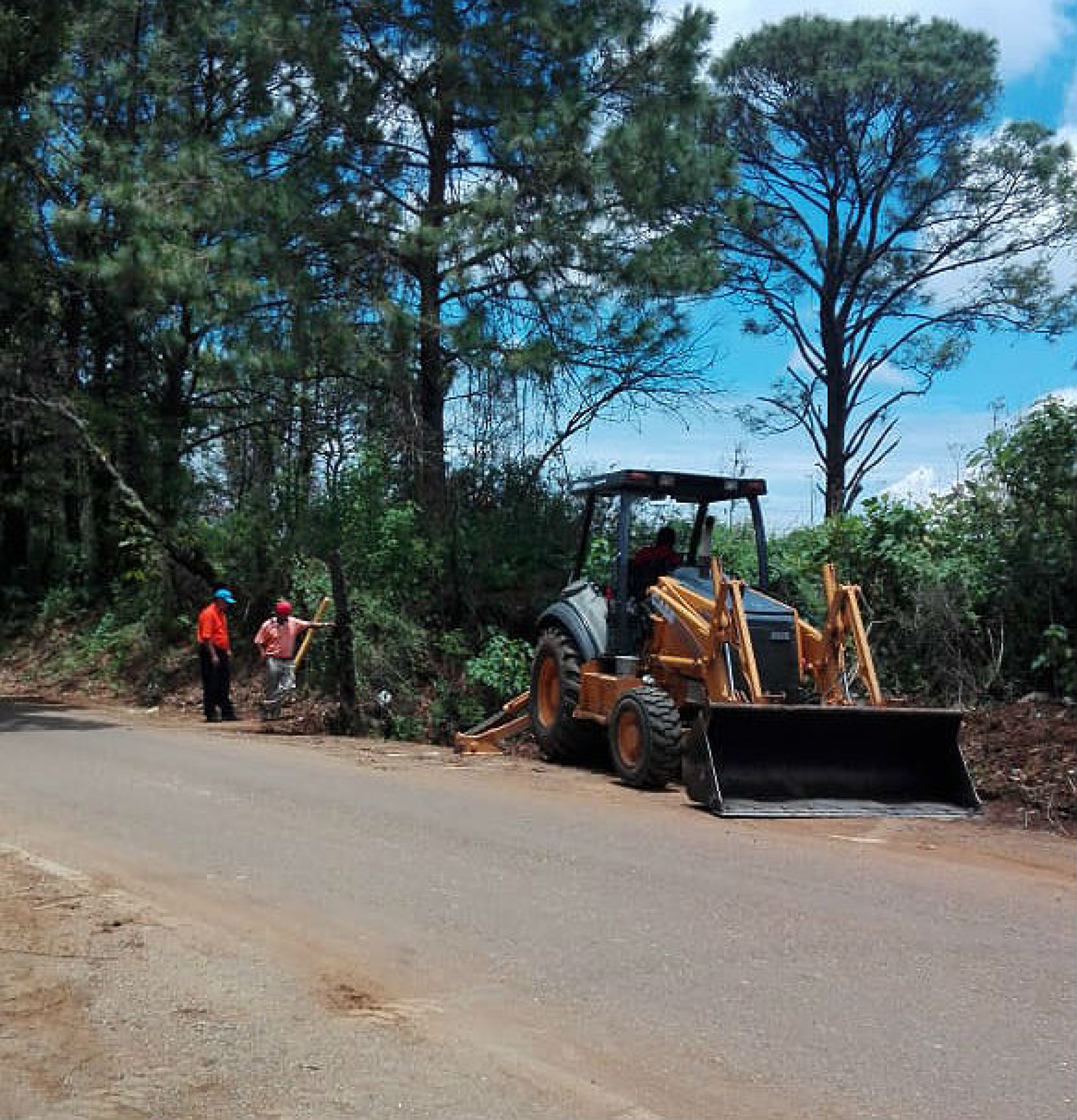 Atiende PC Cuernavaca deslave en Buena Vista del Monte