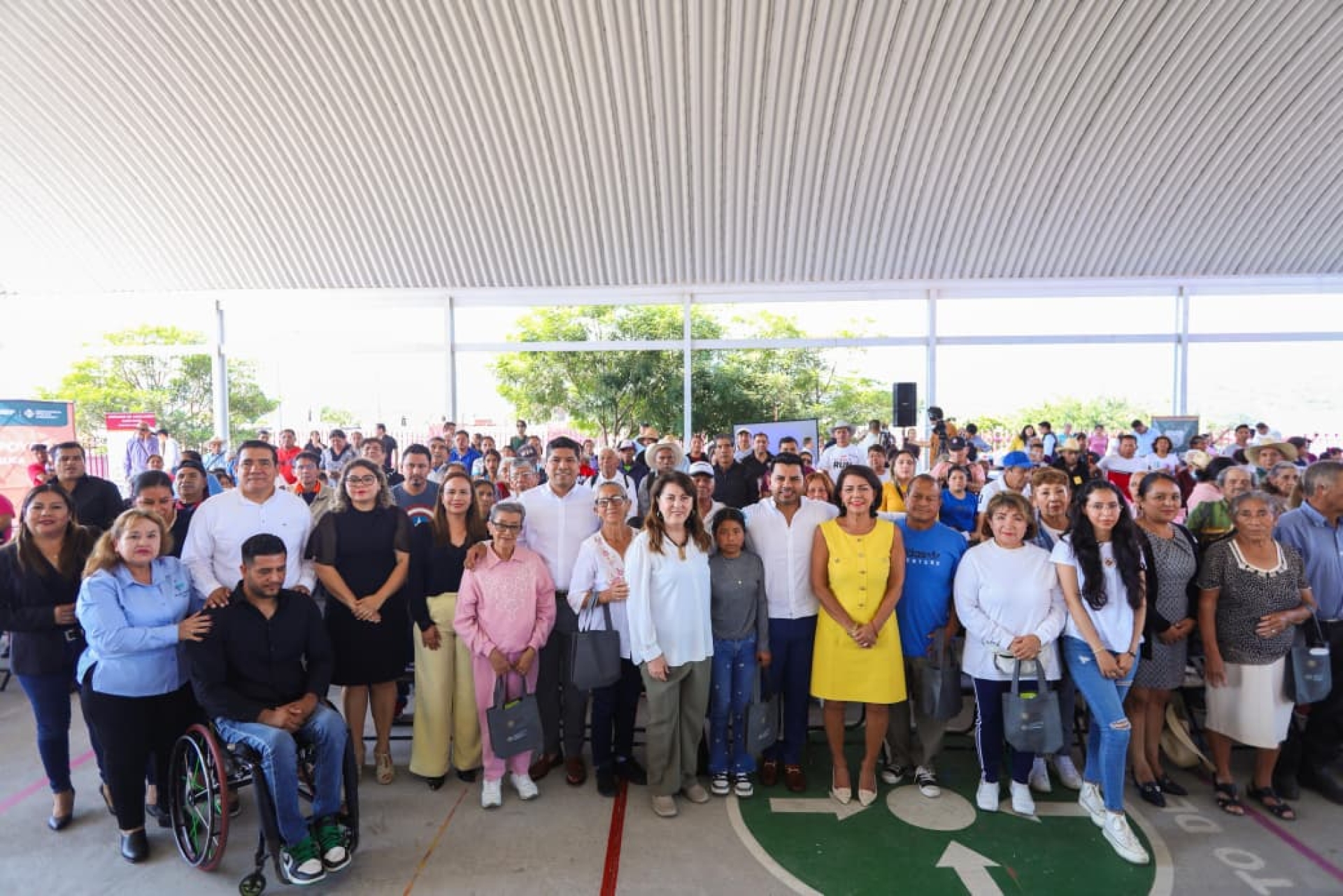 Construye Gobierno de Morelos 'La tierra que nos une' una sociedad inclusiva con entrega de auxiliares auditivos