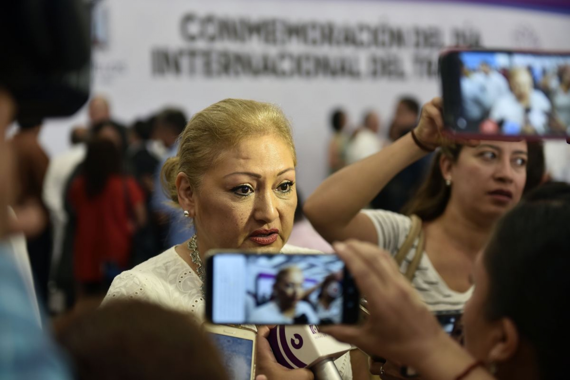 Se va Carmen Cuevas