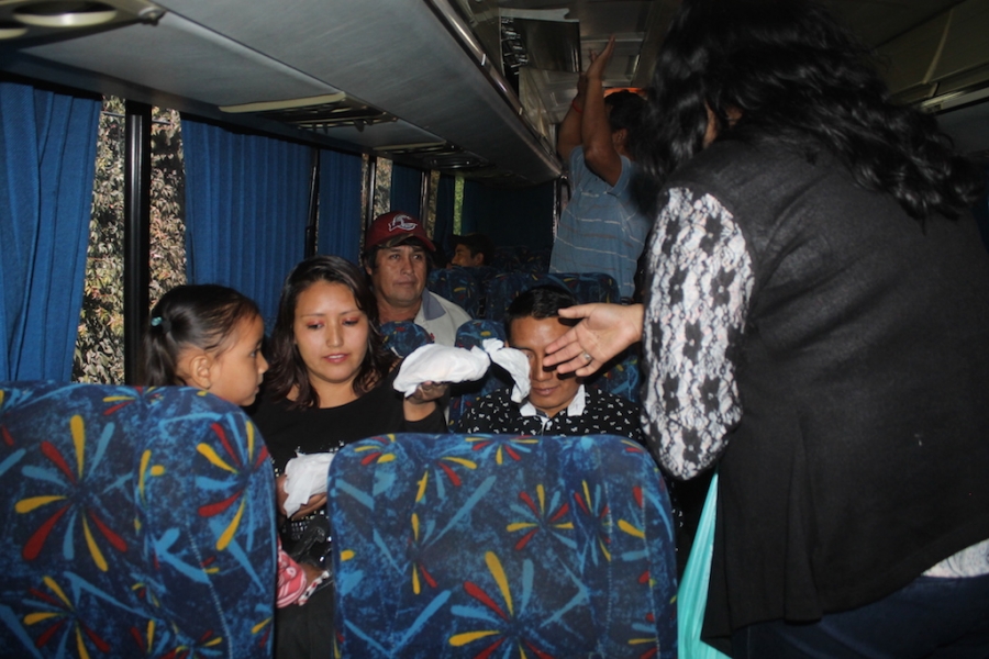 Parten los primeros jornaleros de la región oriente a las cosechas de Sinaloa