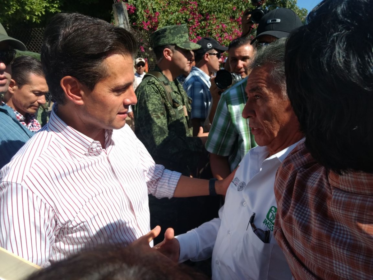 EPN entregó las primeras tarjetas del Fonden