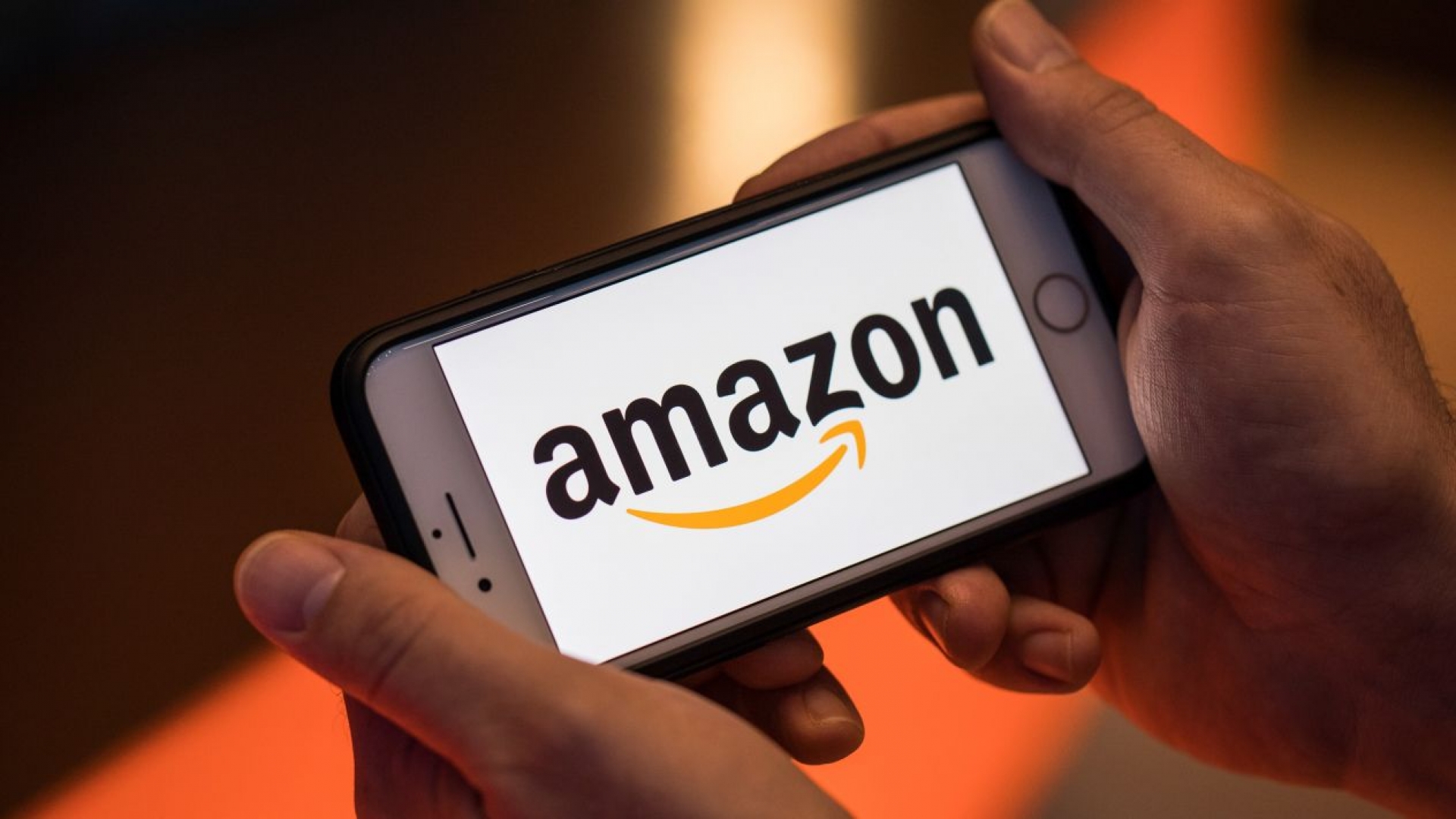 Amazon venderá en México bebidas y alimentos no perecederos