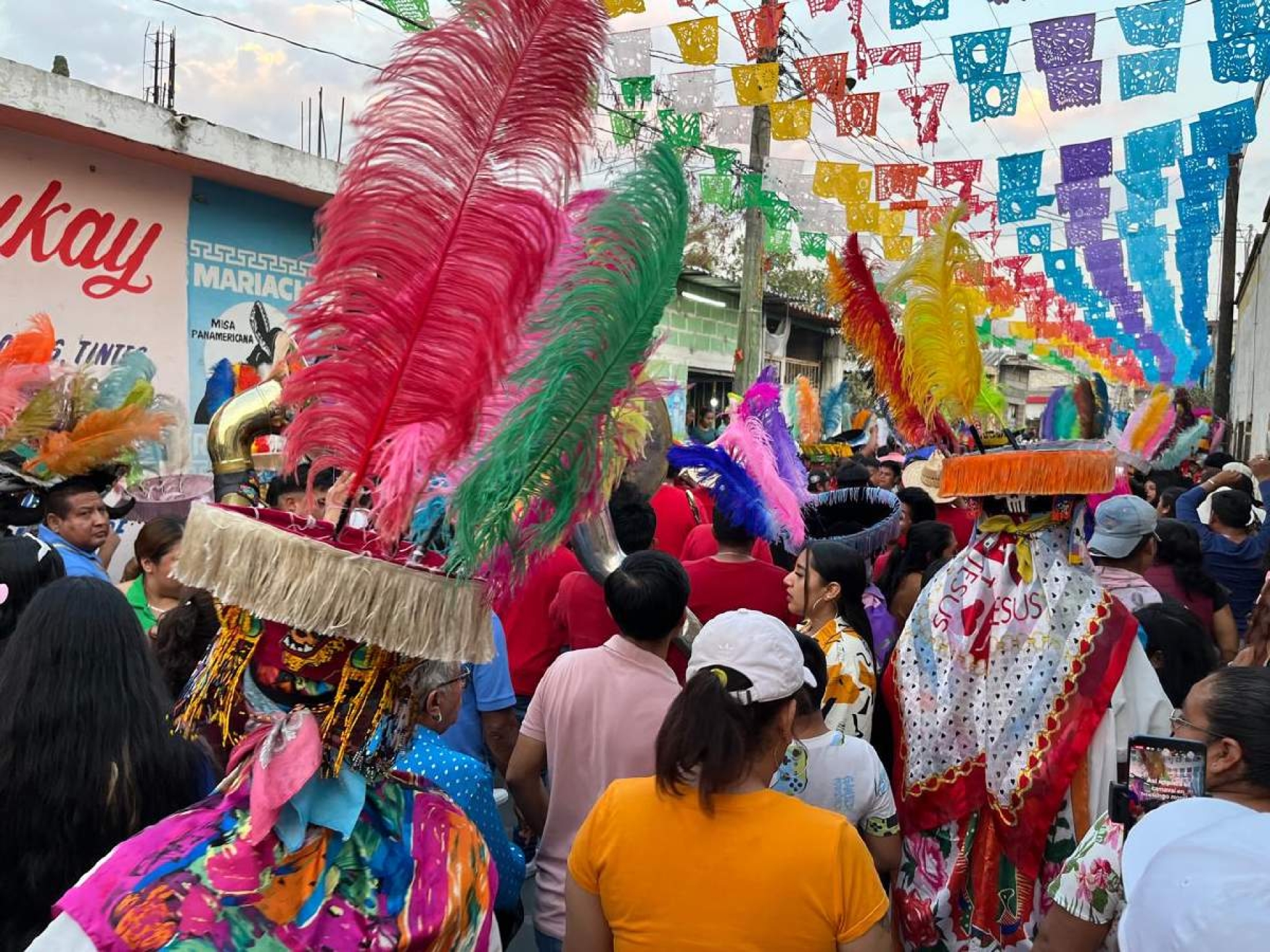 Revive el carnaval de Tetelcingo