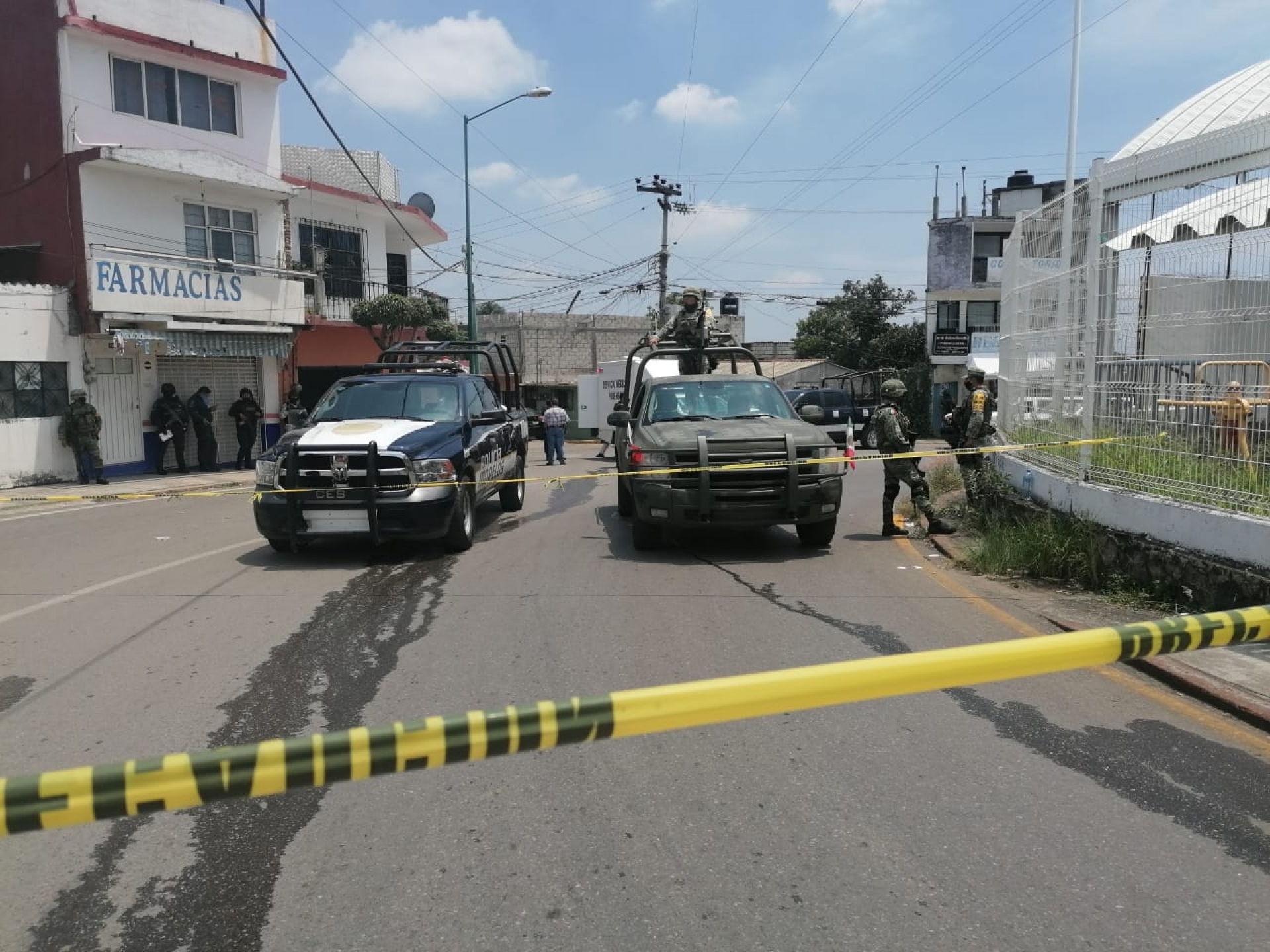 Disparan contra dos personas en la Barona; una murió