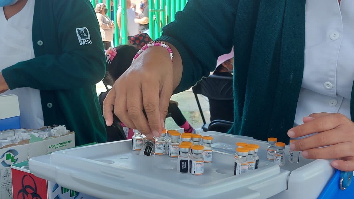 Jueves y viernes aplicarán segundas dosis anticovid en niñas y niños de 5 a 11 años