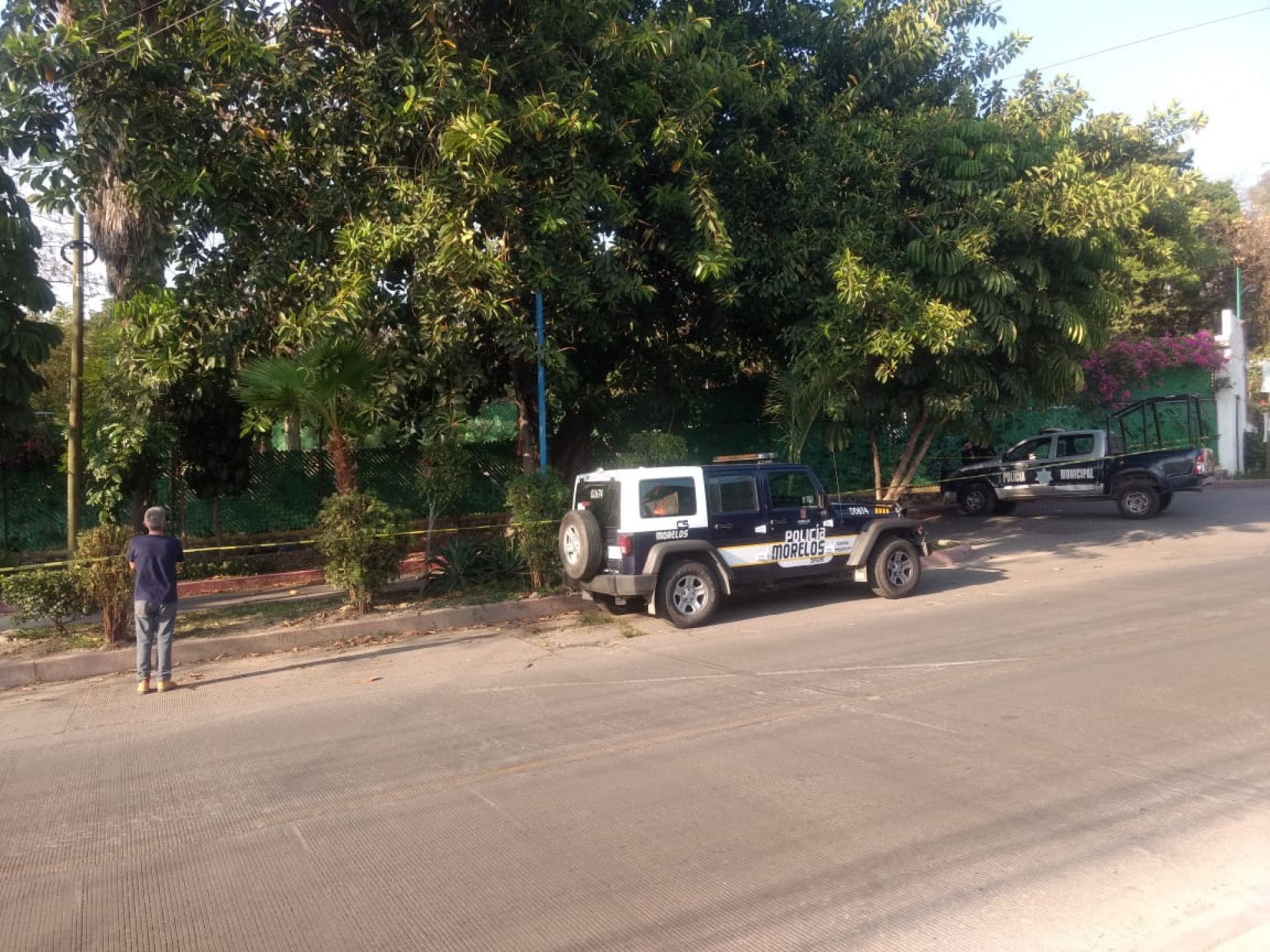 Asesinan a tiros a un joven en la colonia Miguel Hidalgo, en Temixco