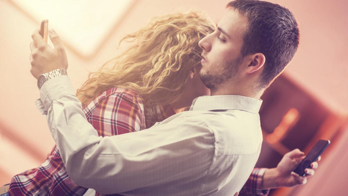Maneras de saber que tu pareja te está poniendo el cuerno... En estos tiempos
