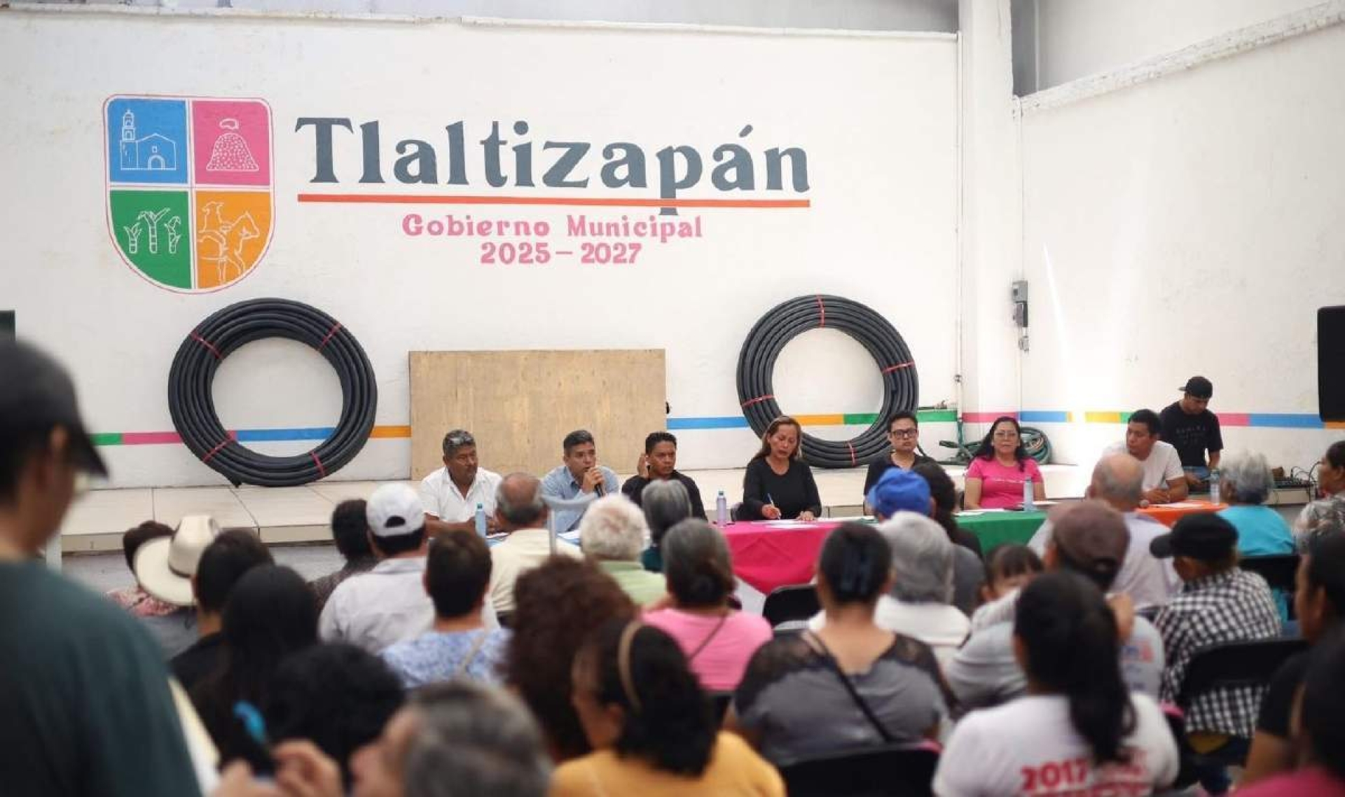 Prometen mejorar el abasto de agua en Tlaltizapán