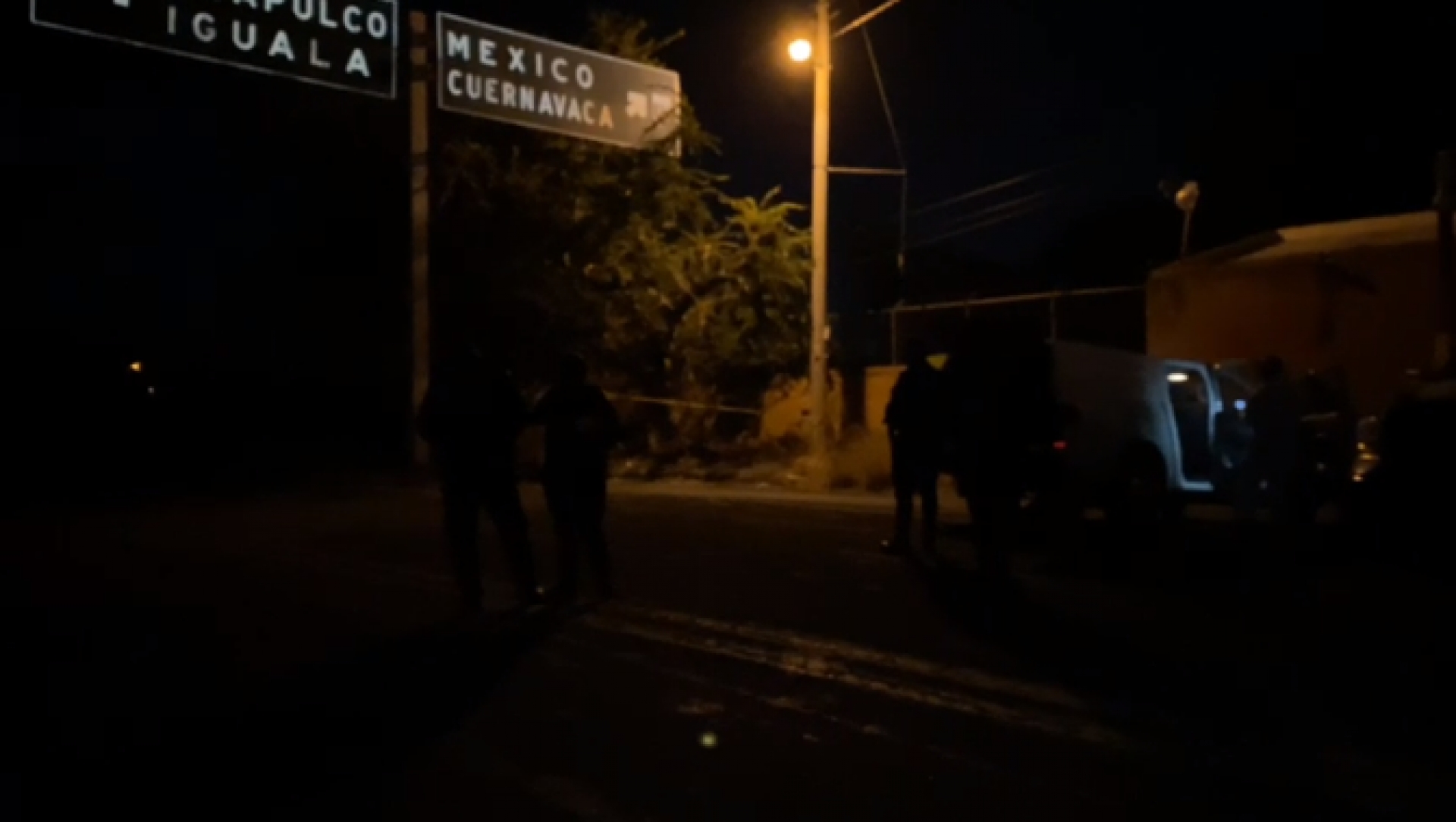 Sin identificar, cadáver hallado a un costado de la autopista México-Acapulco