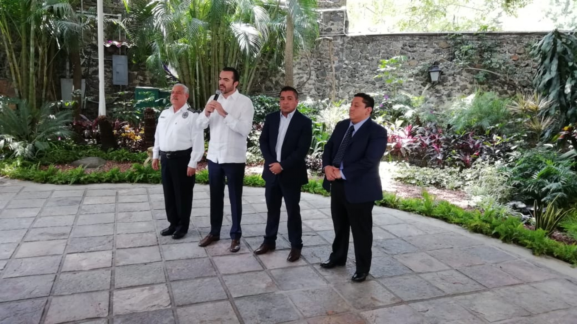 Acuerdan trabajar en coordinación para investigar ataque a diputada Erika García