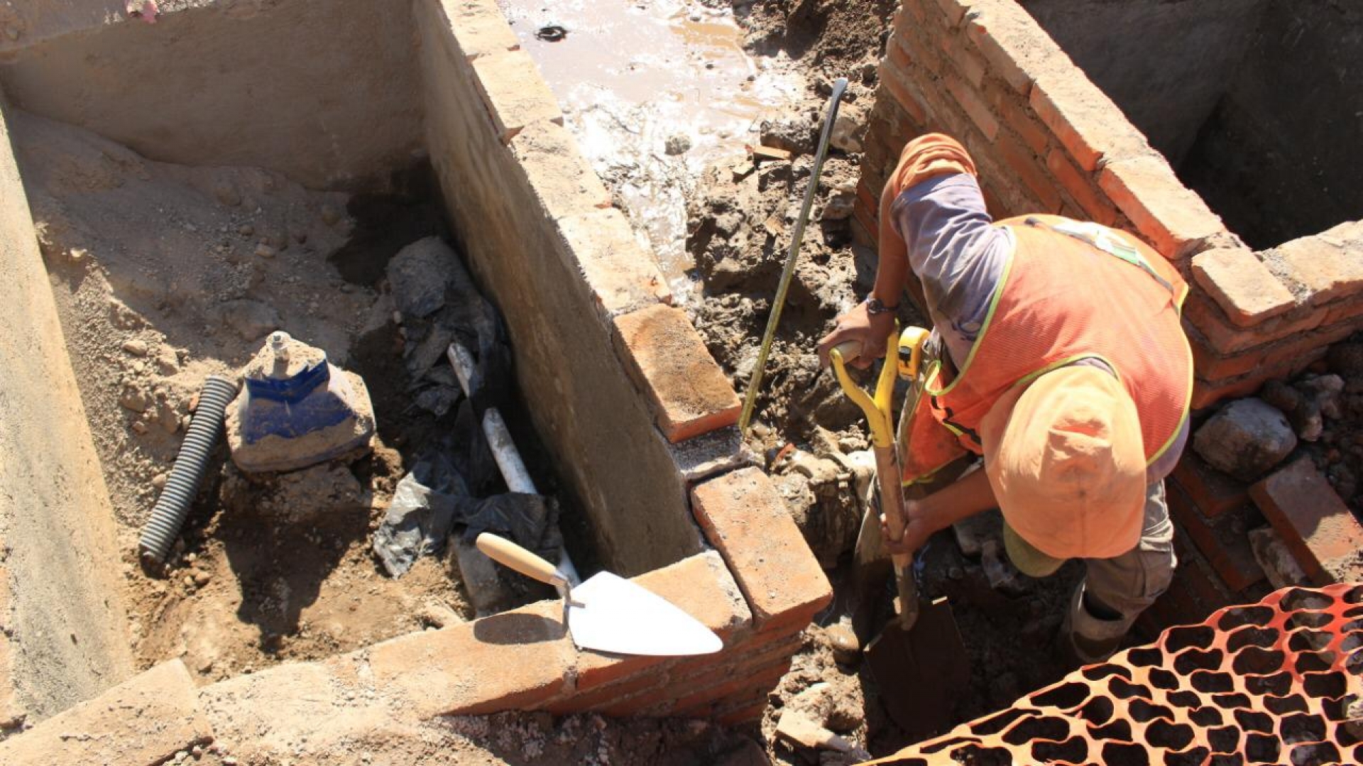 Se queja SAPAC de empresa constructora