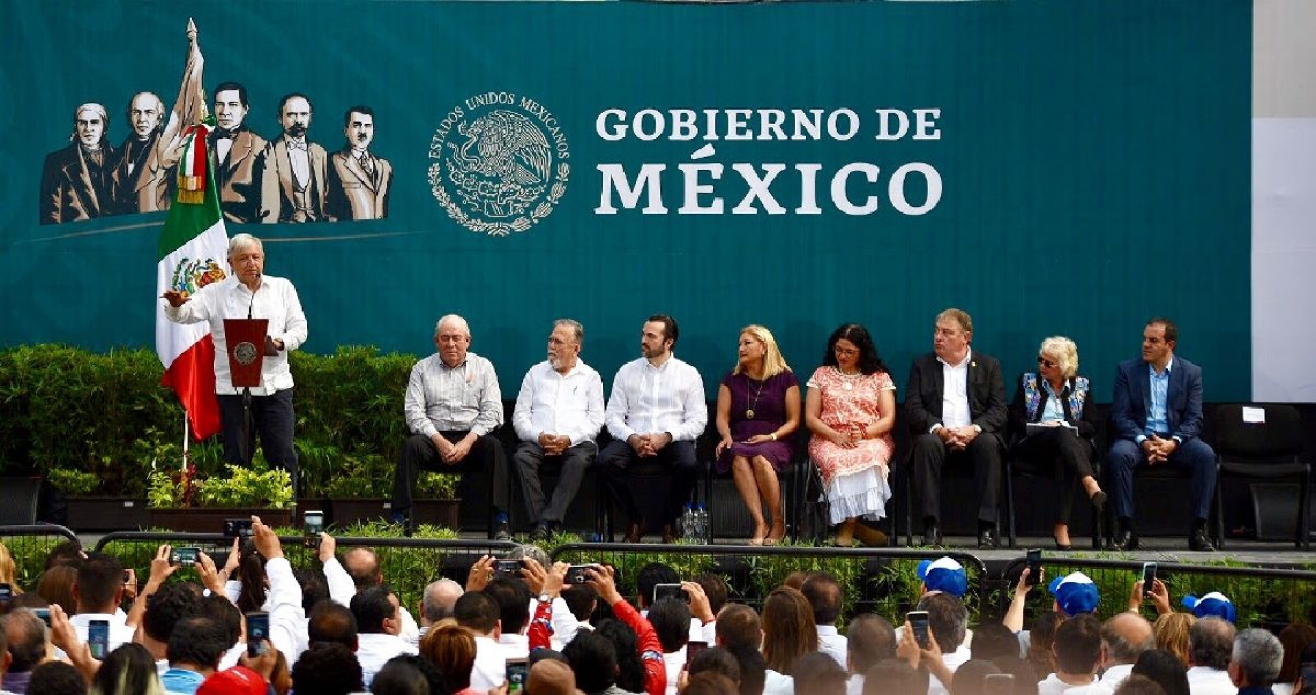 Destinará gobierno federal 10 mil millones para reconstrucción