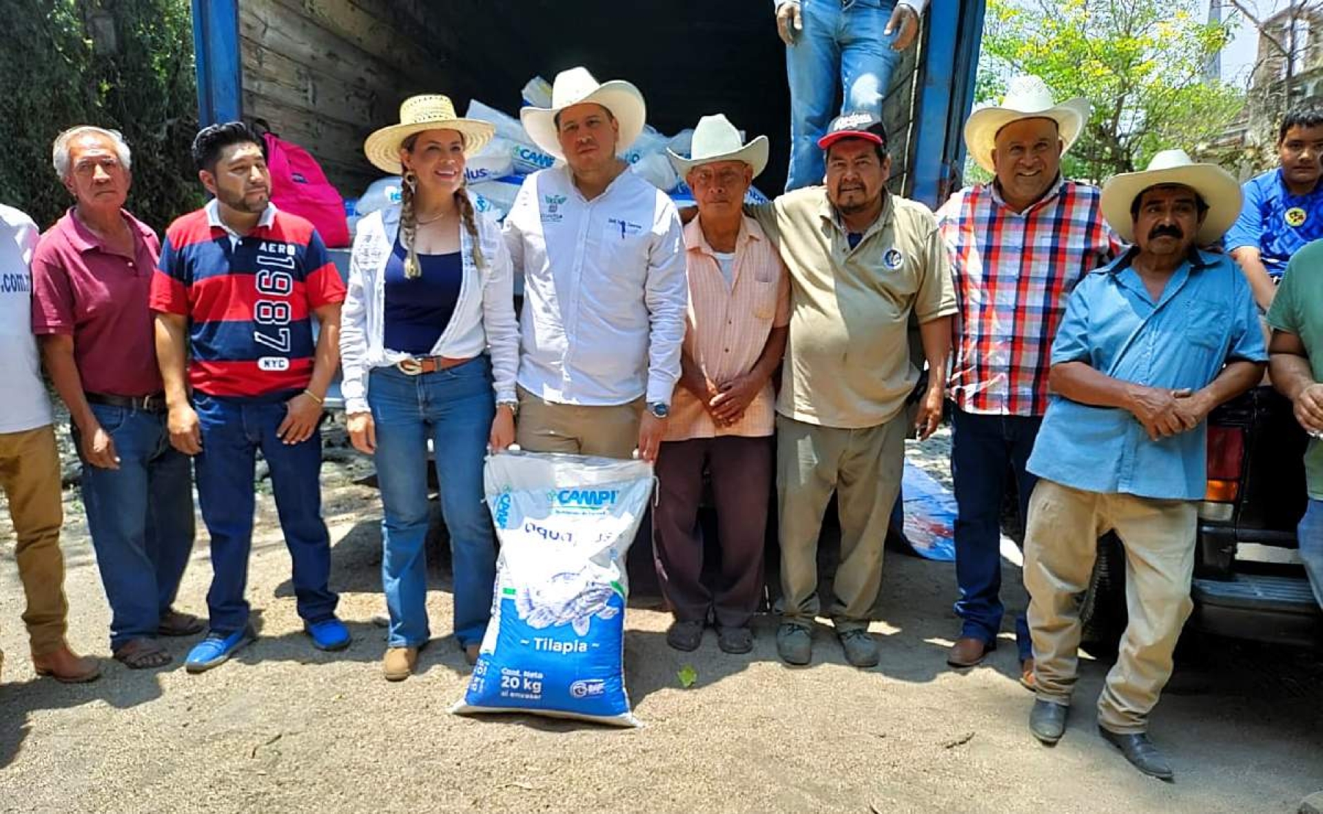 Entrega gobierno de Cuautla apoyos a sector agropecuario