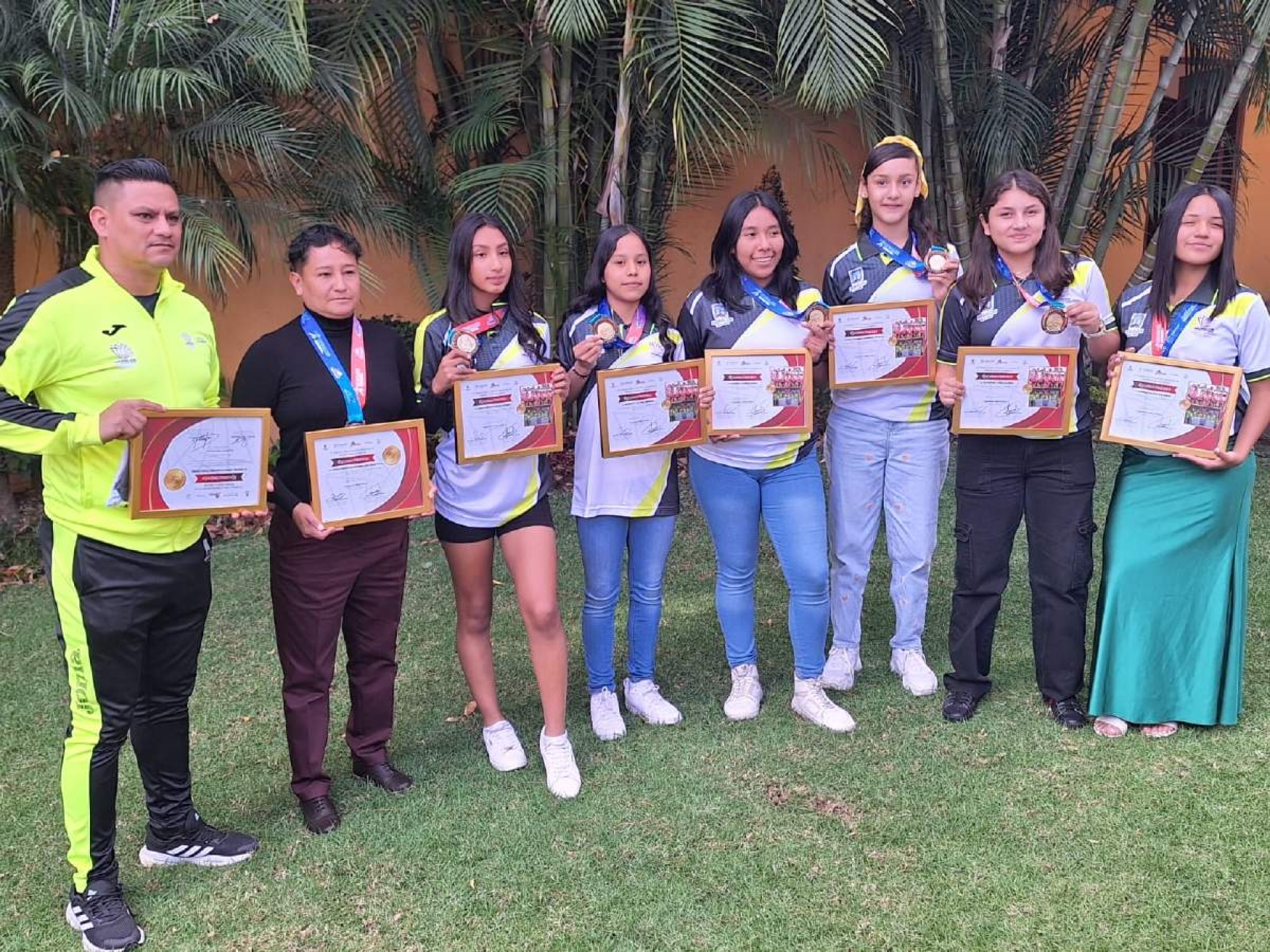 Ximena Monroy y Shaddai Núñez, al Toluca Sub-19