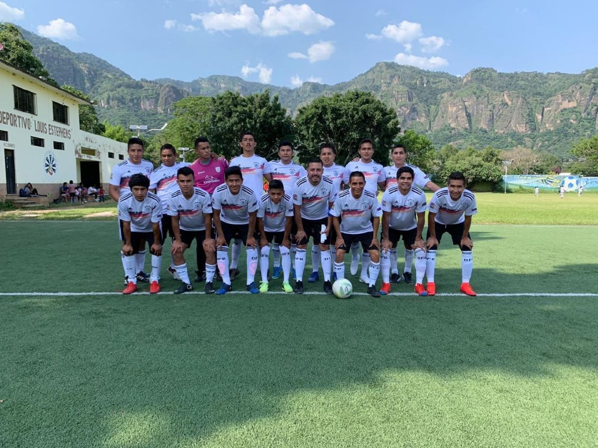 Deportivo Mago y Tepoztlán Cruzaris se miden en duelo de poder a poder