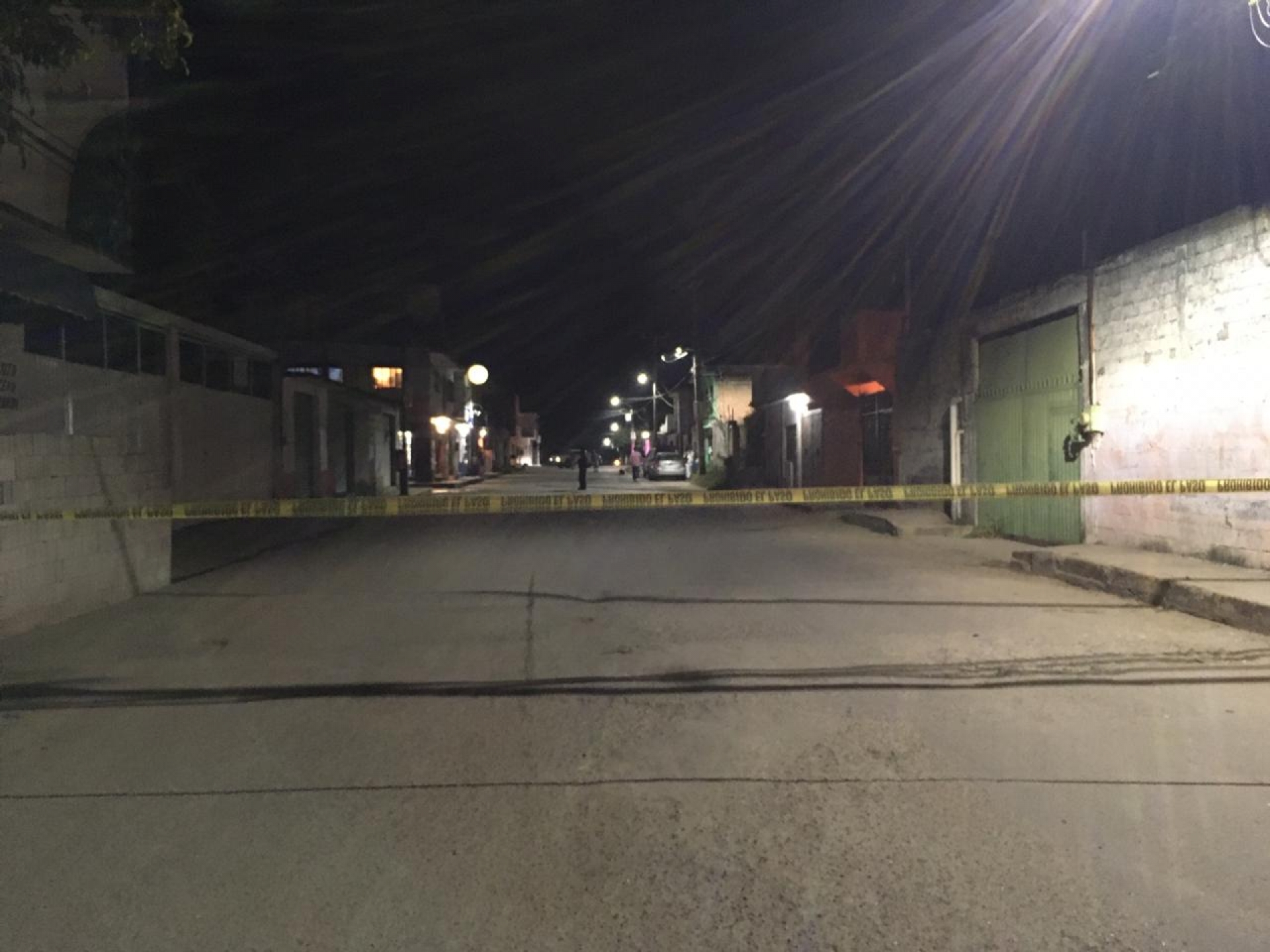 Hallan un cadáver en avanzado estado de descomposición en una vivienda, en Jiutepec