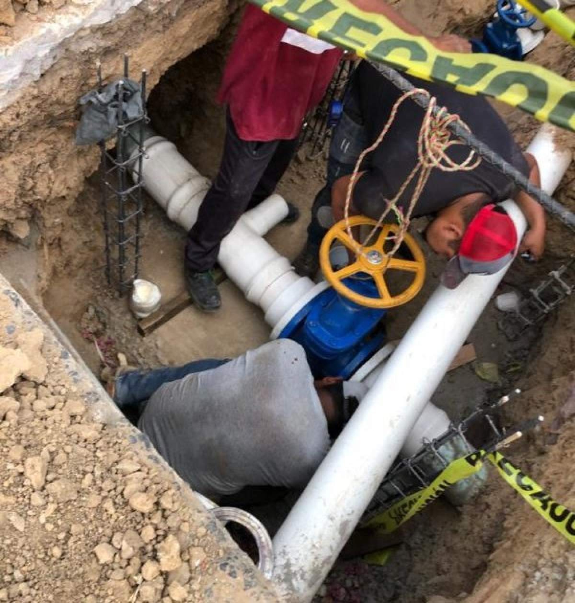 Atienden desabasto de agua potable en Yecapixtla por daños en tuberías