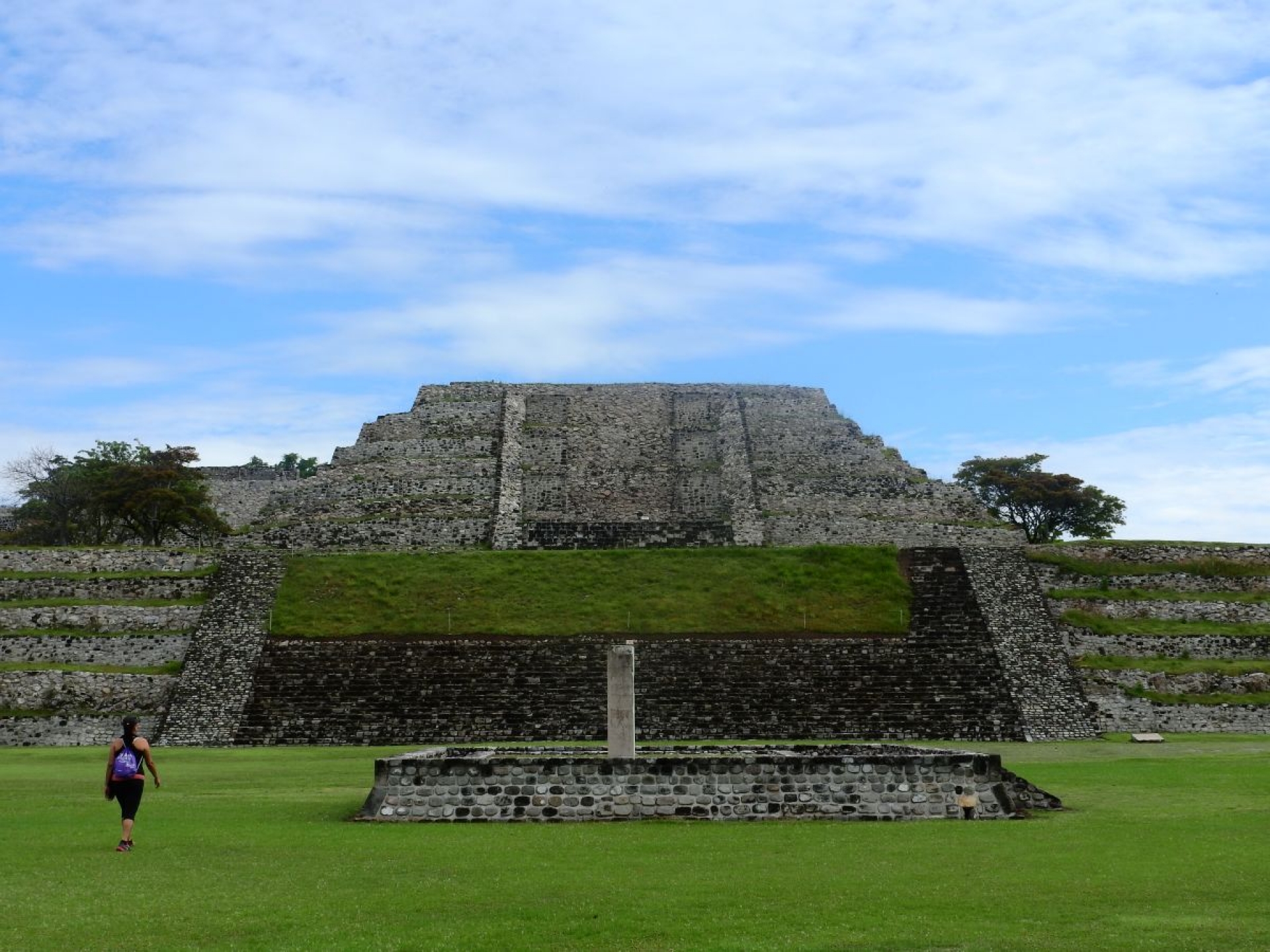 Xochicalco: “Lugar de la Casa de las Flores”