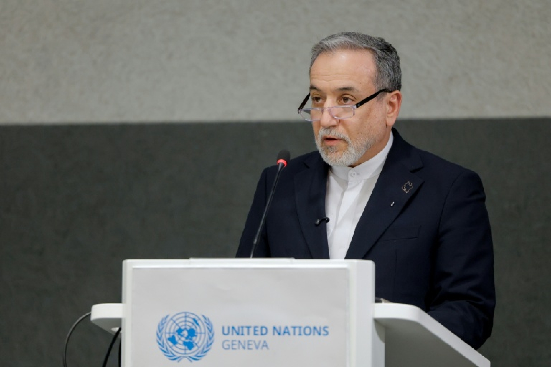 Irán advierte estar preparado para defenderse ante amenazas de Estados Unidos