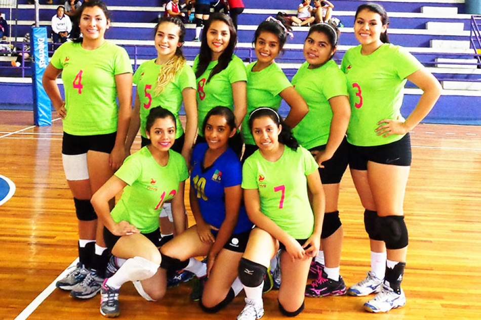 Fidel Velázquez conquista el título de voleibol femenil