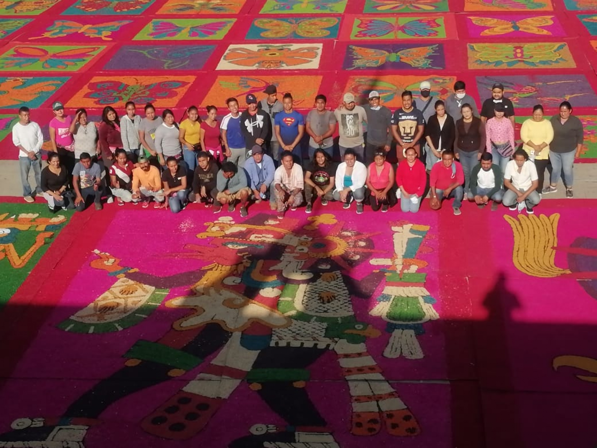 TLAHUI OHTLI: Camino de luz
