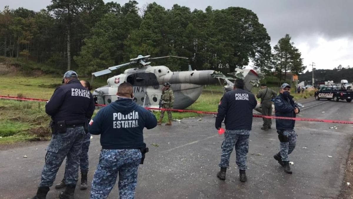 Se desploma helicóptero de la Marina en Hidalgo; viajaba el secretario de Gobierno de Veracruz